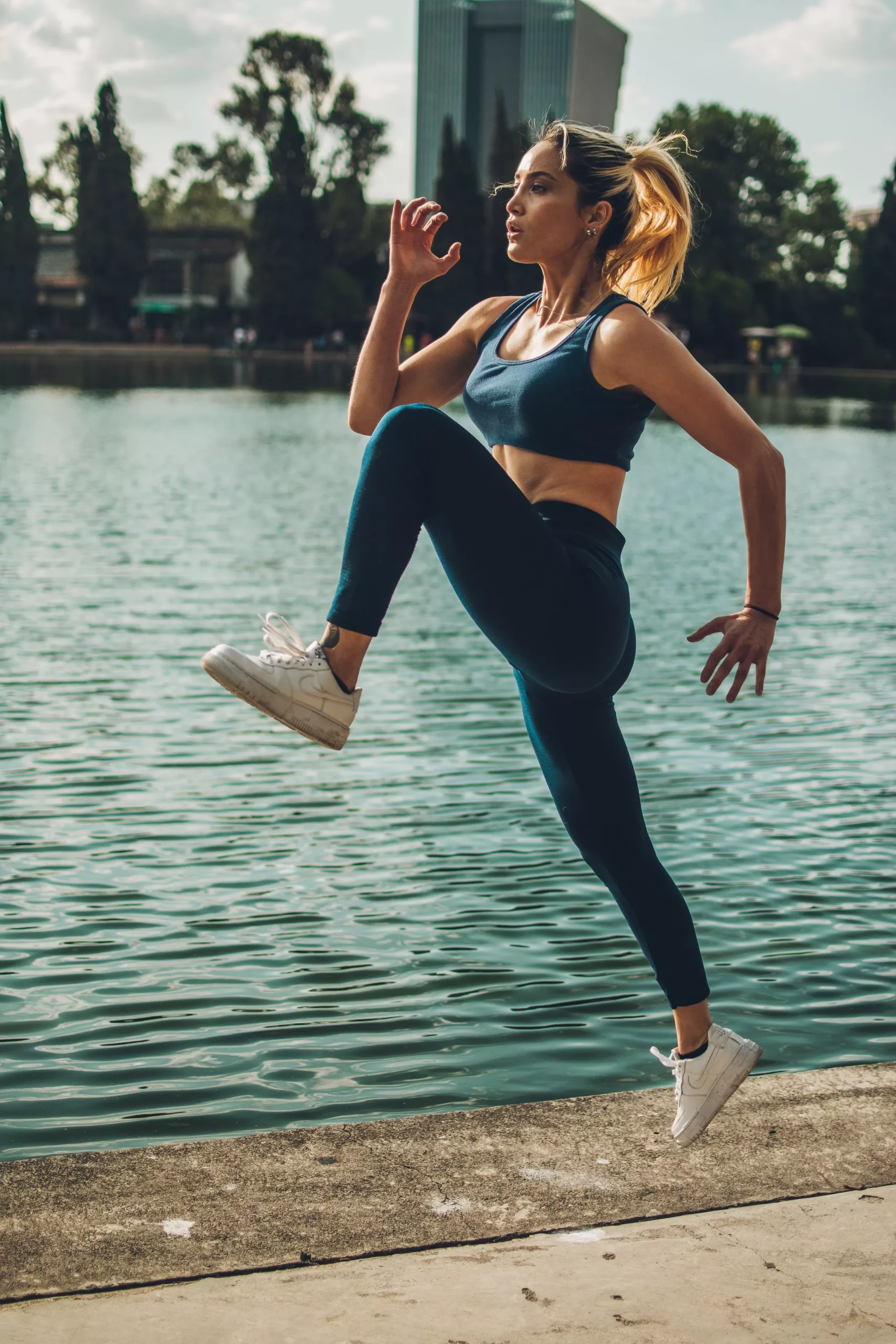 Sportive en activité Sportive en activité